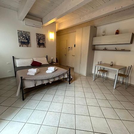 Le Due Corti Centro Storico - Autodromo Apartman Imola Kültér fotó