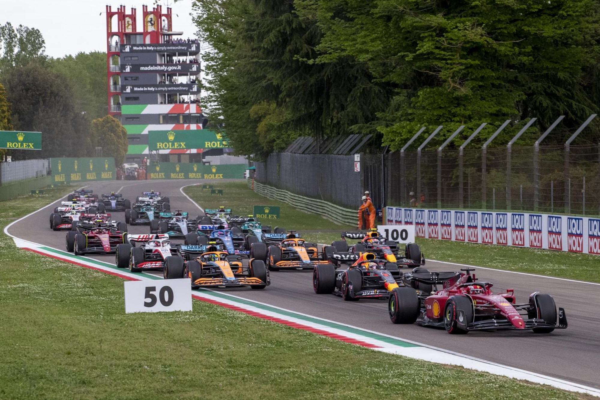 Le Due Corti Centro Storico - Autodromo Apartman Imola Kültér fotó